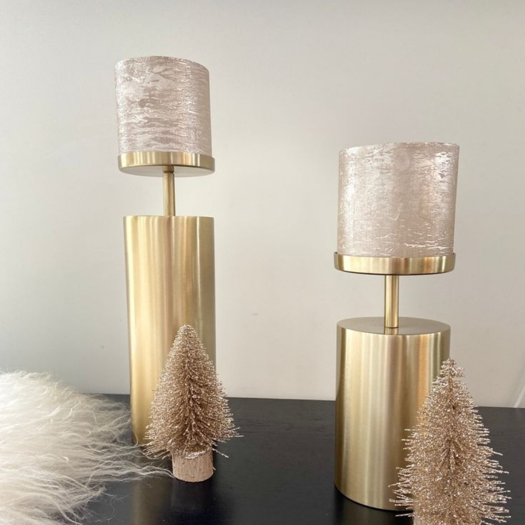 Metallljusstake med cylindrisk form för vardagsrum