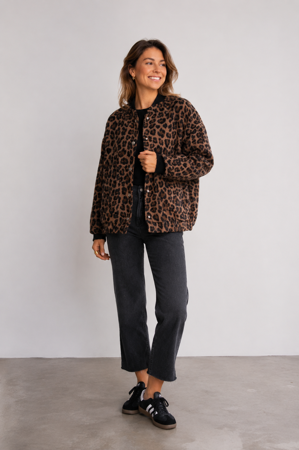 Women's leopard print jacket, front view, relaxed fit with shirt collar