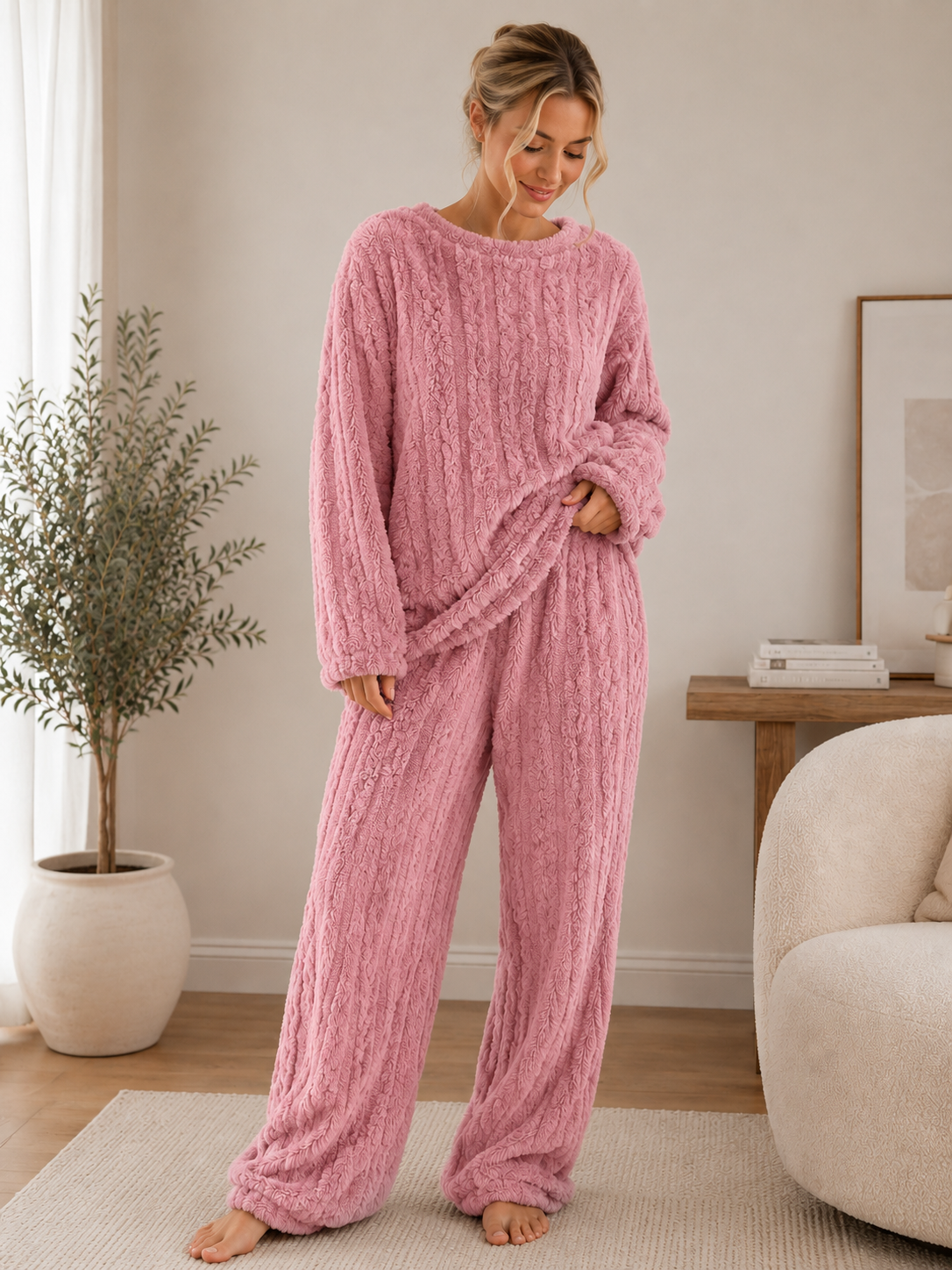 Women's soft two-piece set with a long-sleeved pullover top and elastic-waist lounge trousers