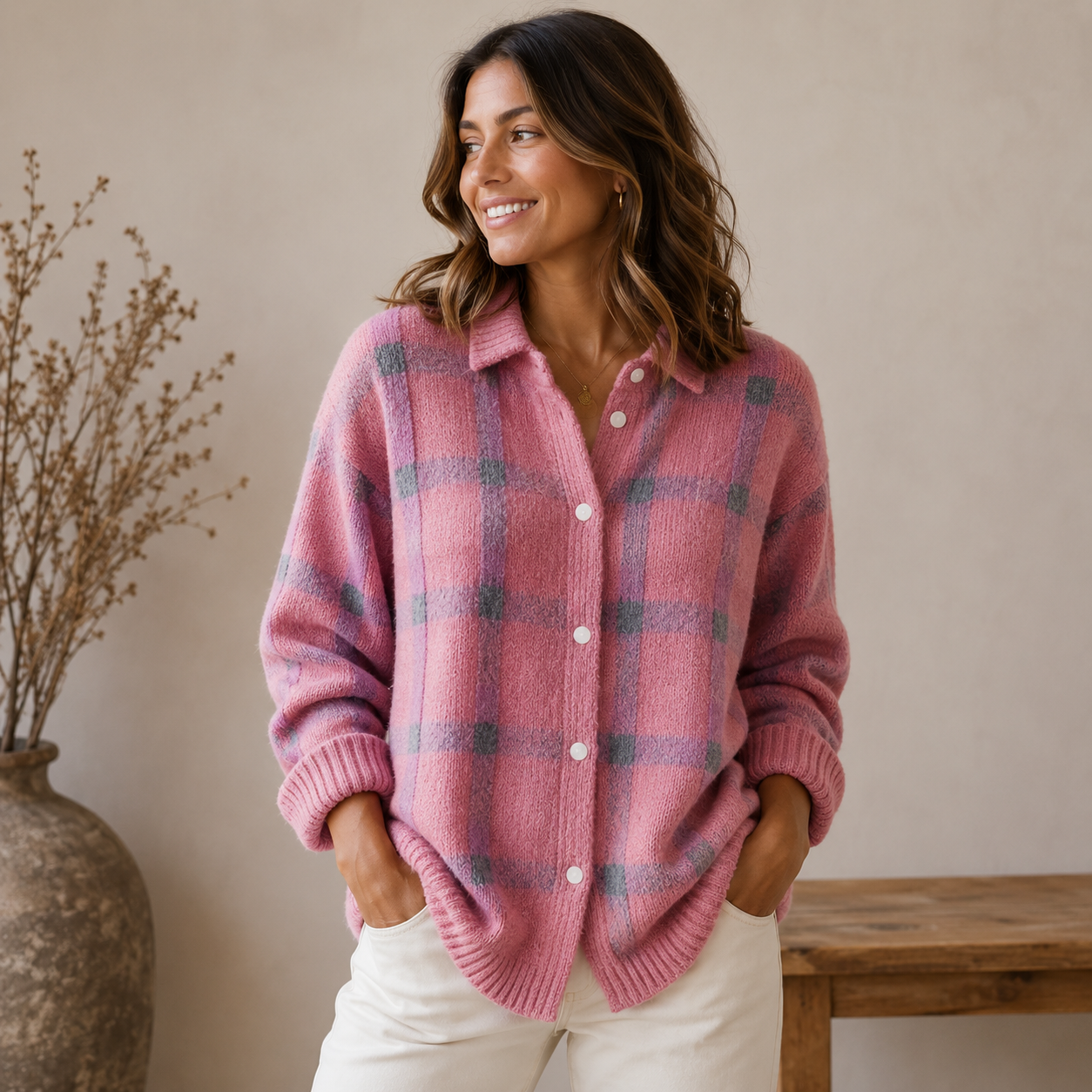 Women's knitted cardigan with even-texture knit and straight silhouette