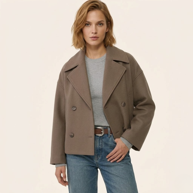 Short women's double-breasted coat with wide lapels and straight short hem