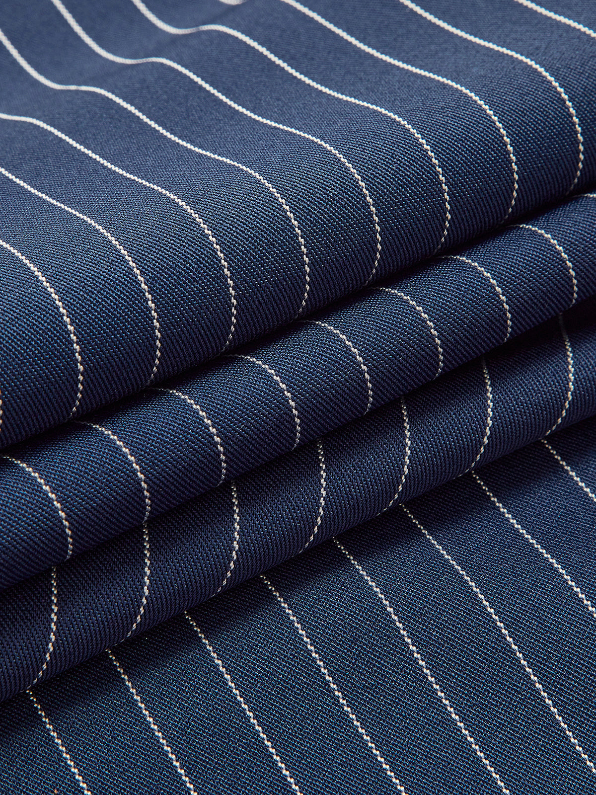 Dambyxor med hög midja och vida ben bakifrån