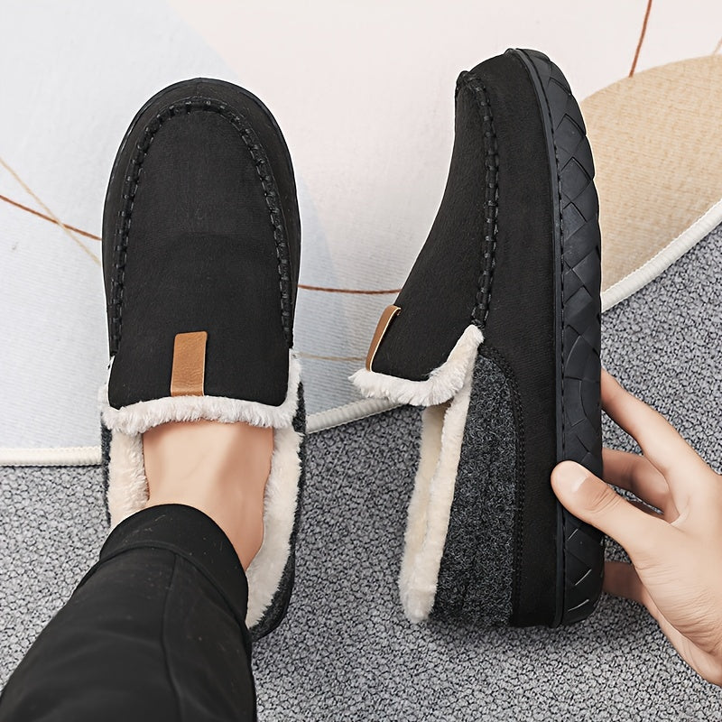 Men's indoor slippers with cushioned fleece lining and rubber grip sole