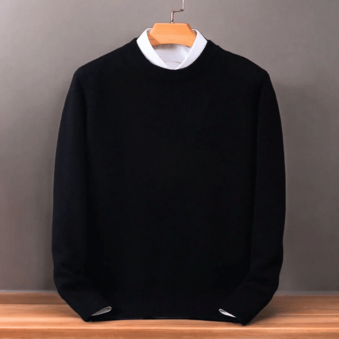Men's pull-on knitted sweater with round collar and straight cut, front view