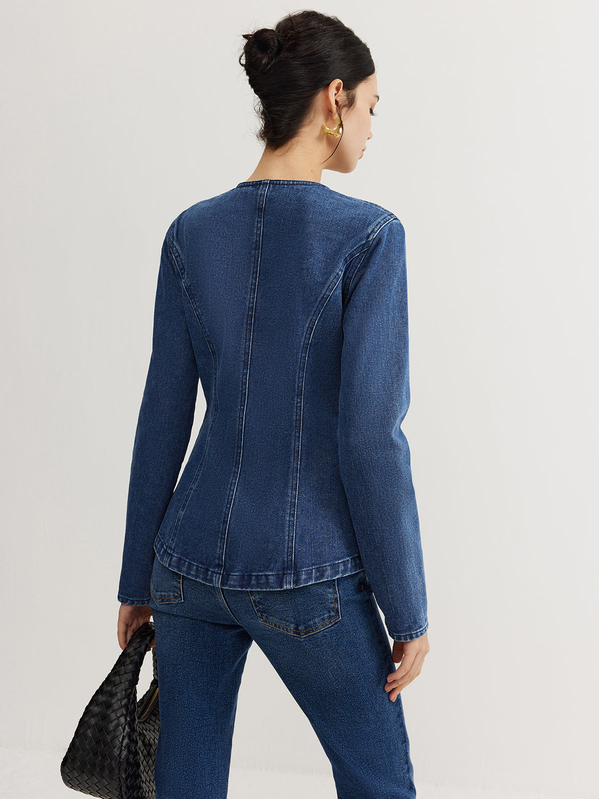 Denimjacka med strukturerad passform och knäppning
