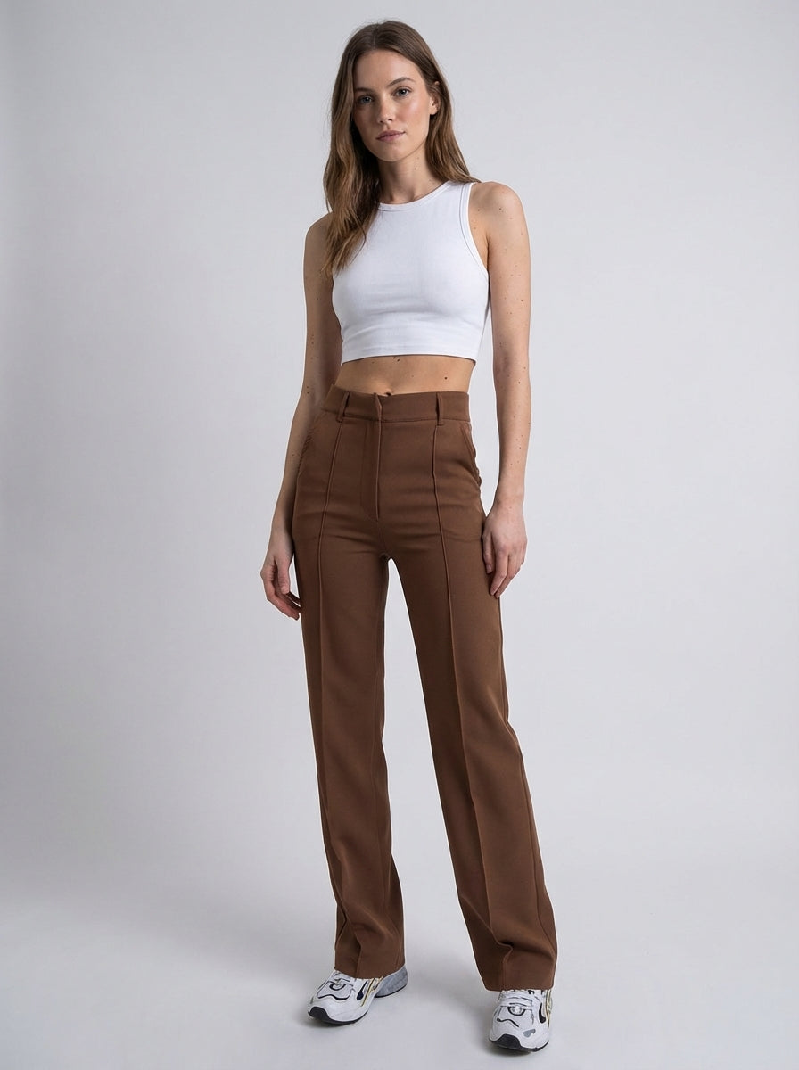 Women's straight-leg trousers with a high waist, side pockets, and a straight hem