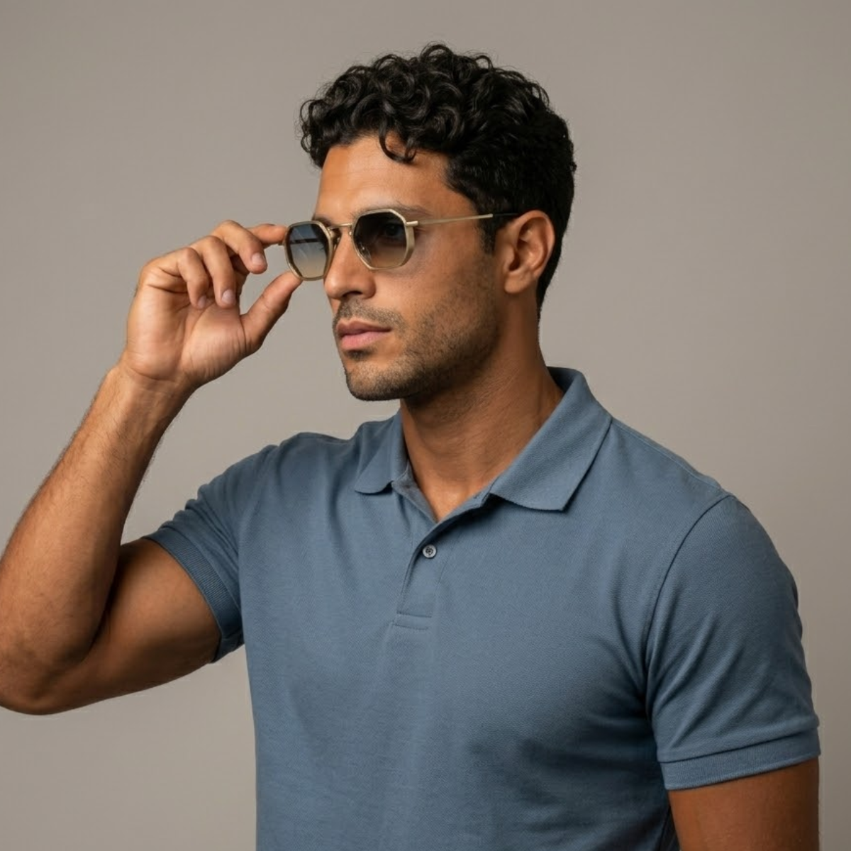Men's sunglasses with geometric frame design