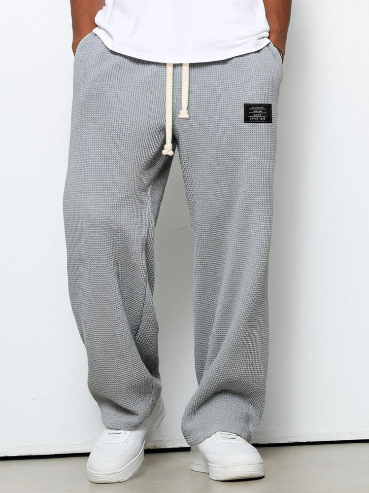 Men's knitted waffle-texture trousers with drawstring waist and straight leg