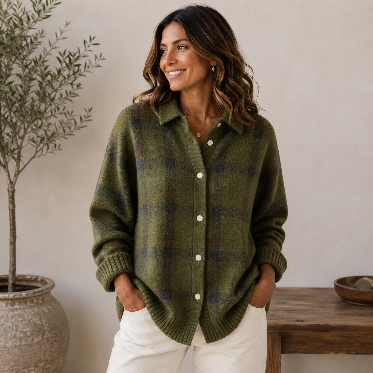 Women's autumn winter knit cardigan with button placket and regular length