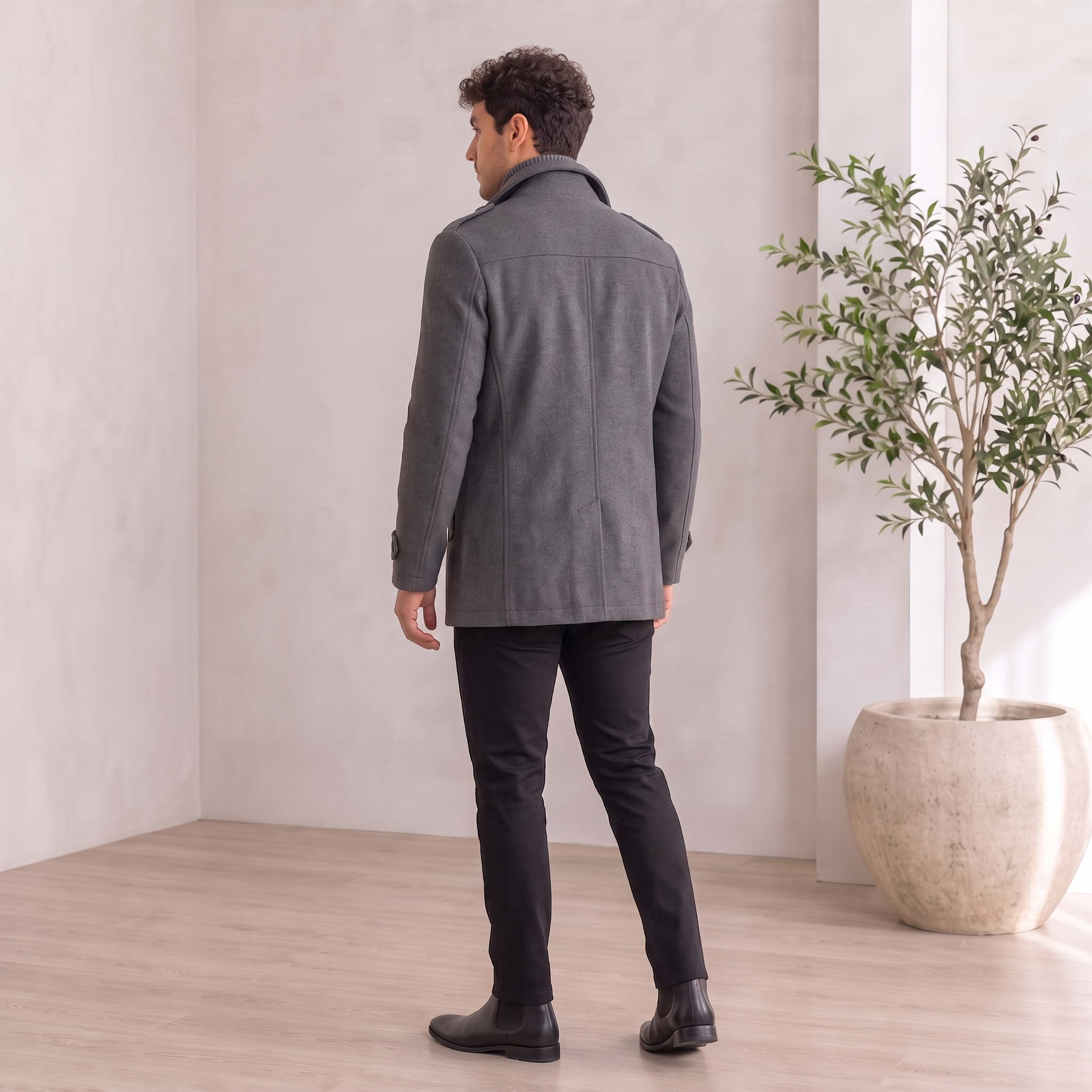 Autumn winter men's coat in structured wool blend with classic collar detail