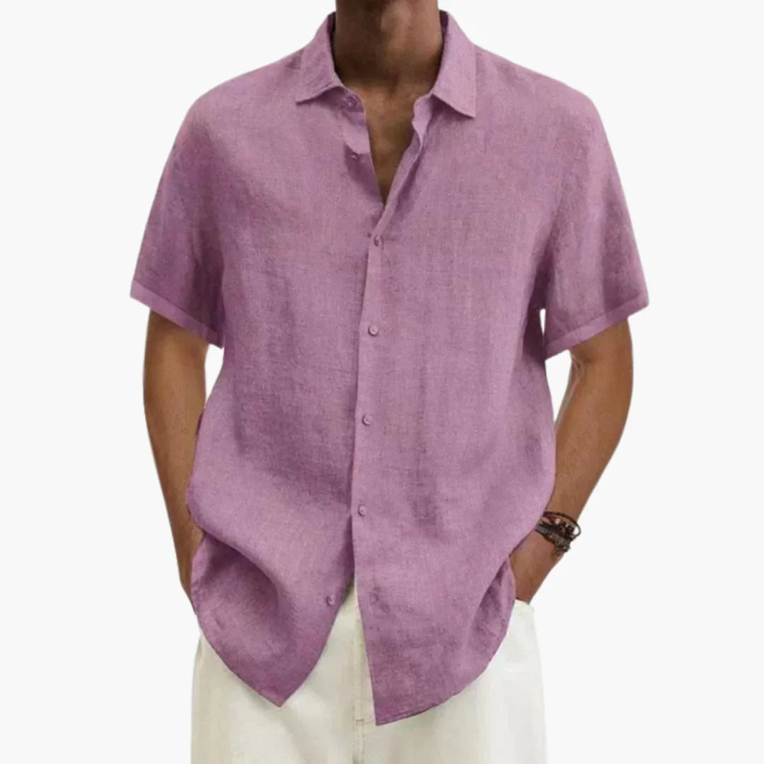 Men's relaxed-fit short-sleeve shirt with rounded hem and clean seams