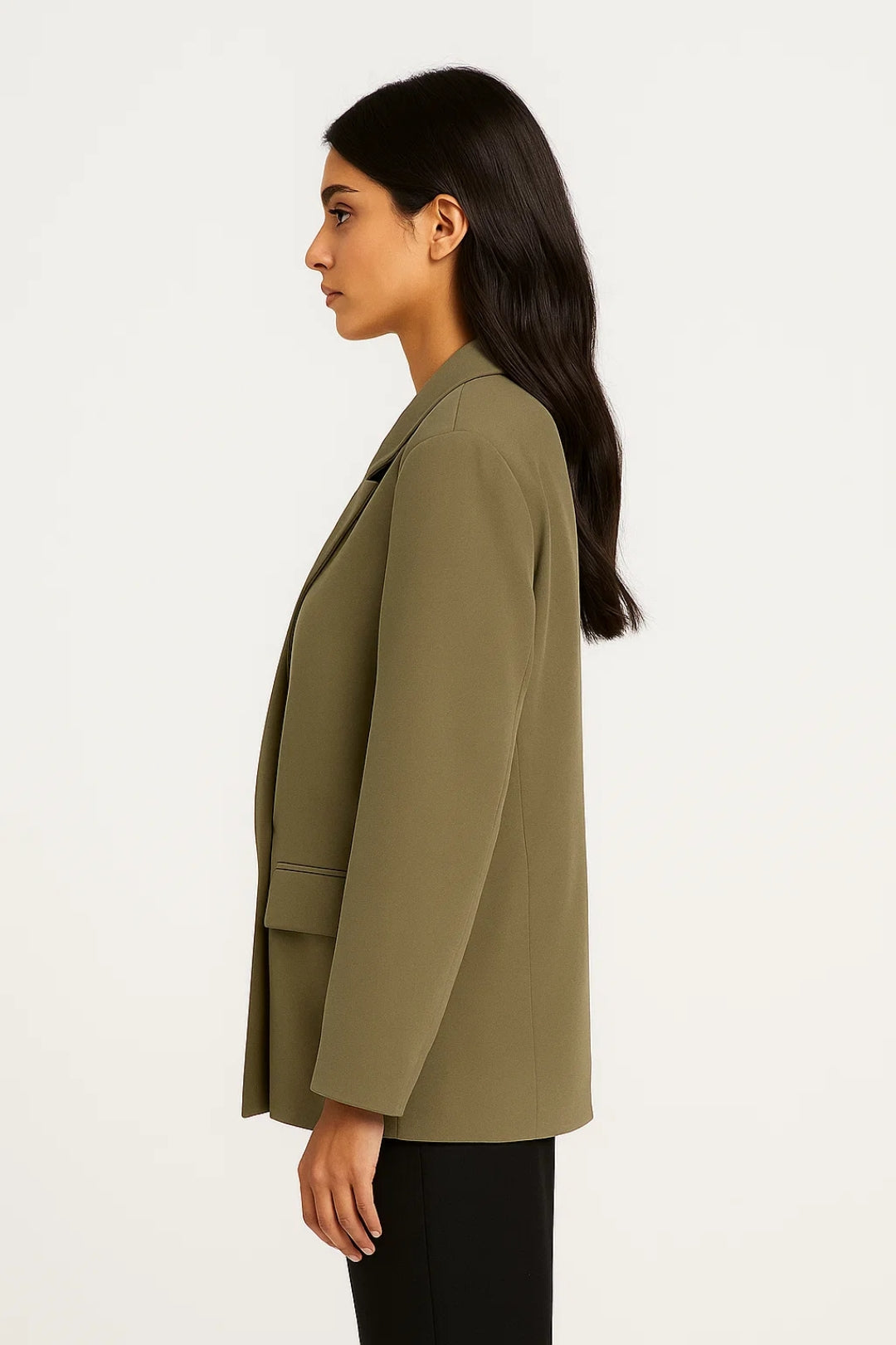 Hip-length tailored blazer with defined seams and straight silhouette