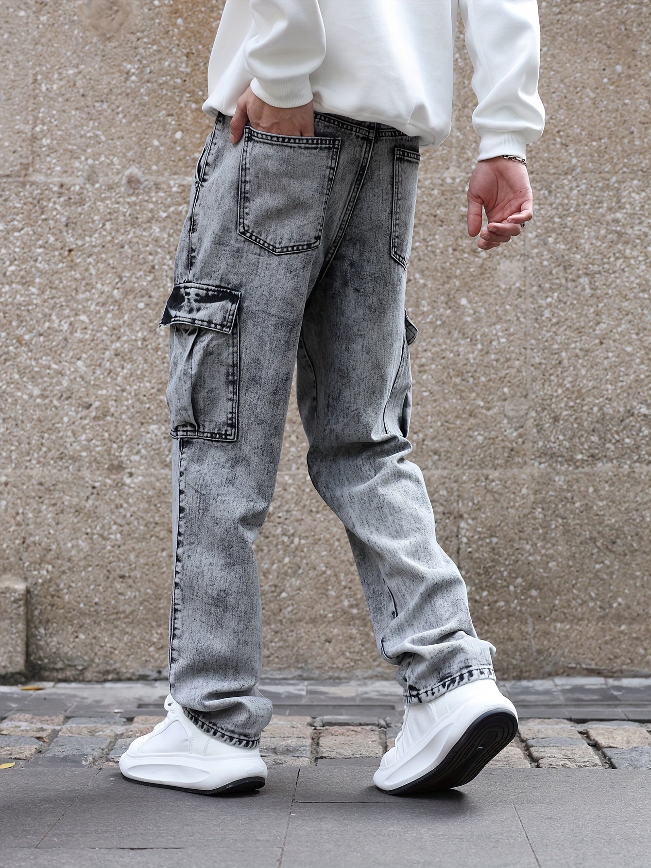 Lösa Cargo Jeans för Män – Hållbar Denim med Flera Fickor, Avslappnad Passform och Hel Längd