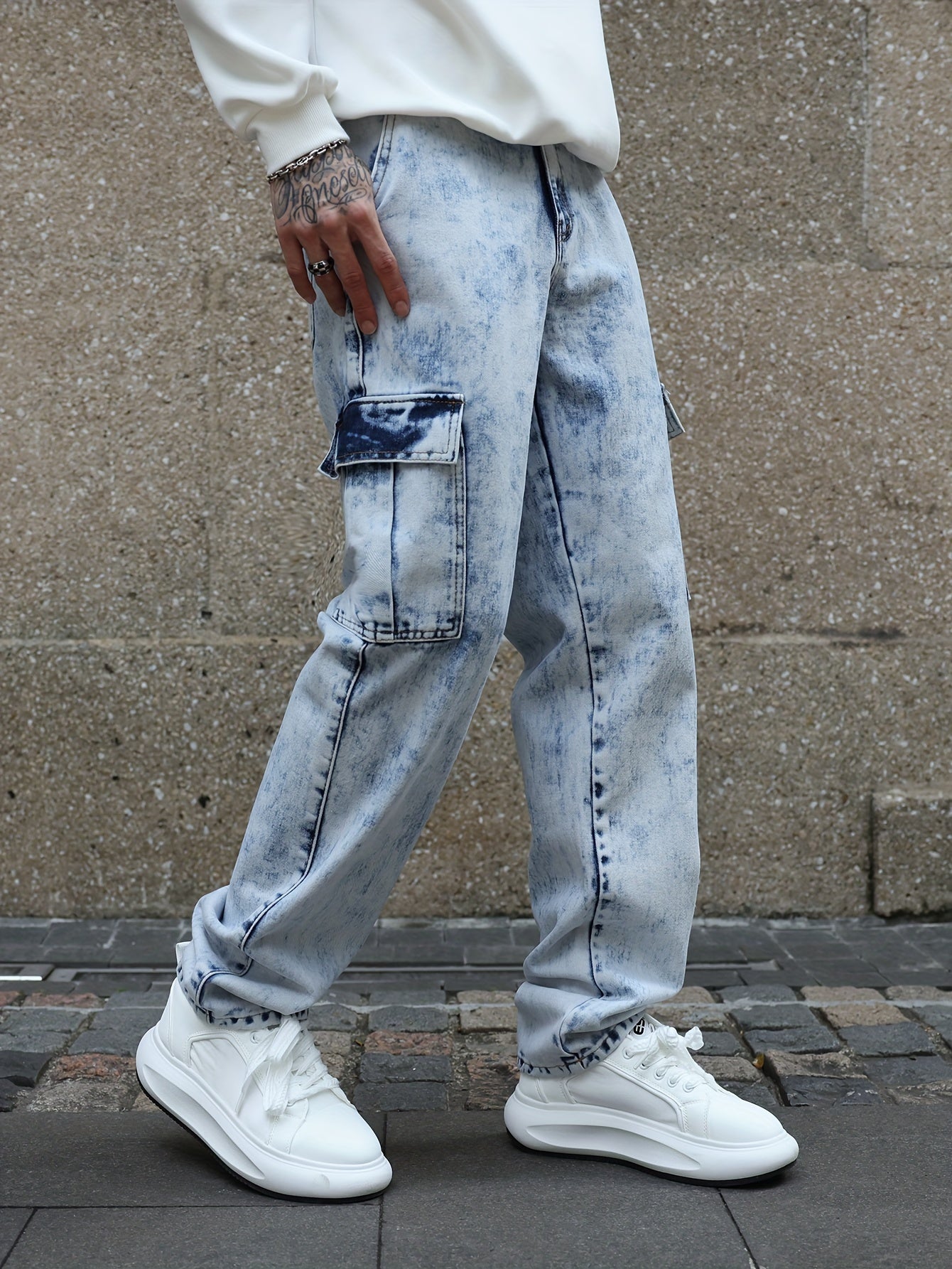 Lösa Cargo Jeans för Män – Hållbar Denim med Flera Fickor, Avslappnad Passform och Hel Längd
