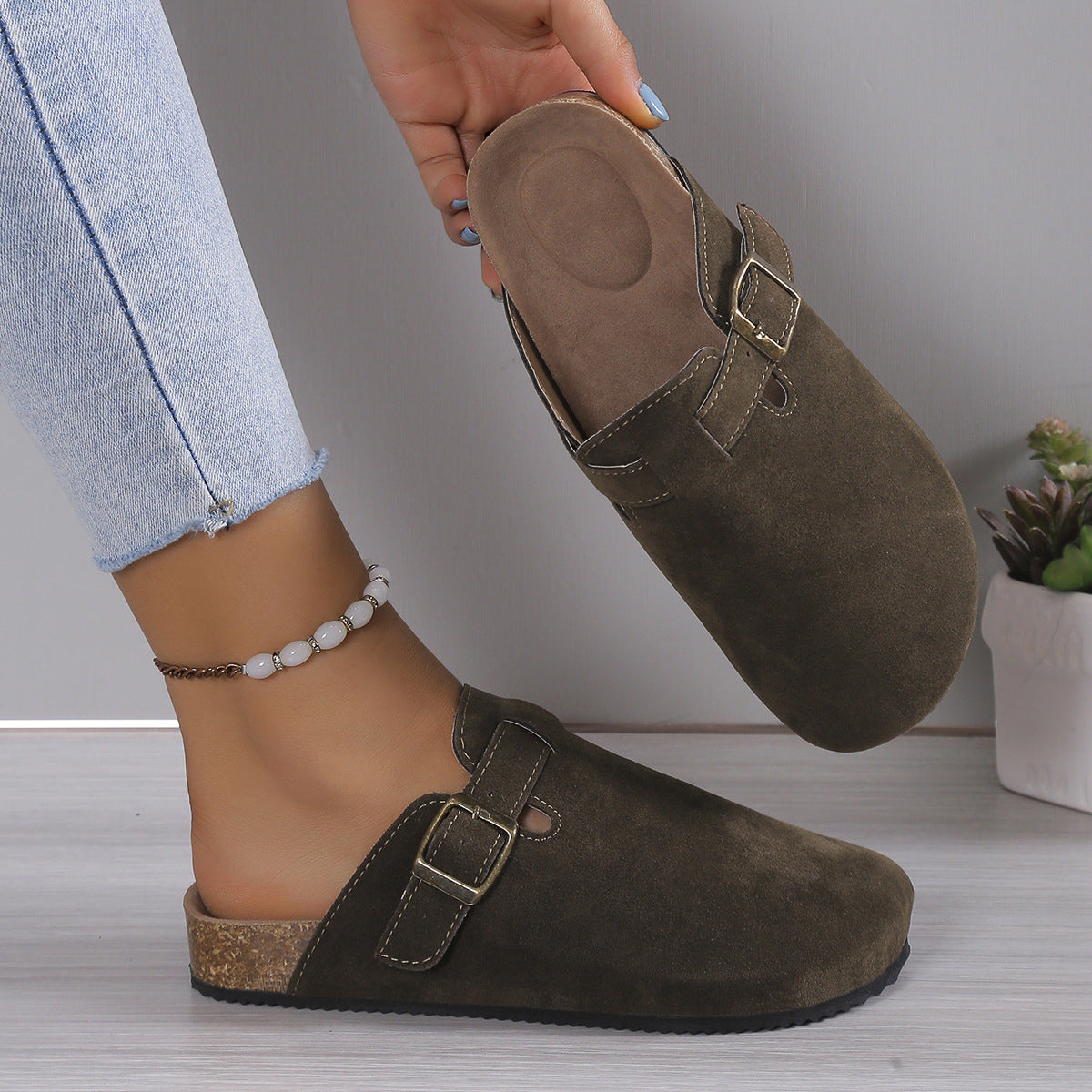 Men's suede slippers with buckle and patterned outsole in a versatile everyday style