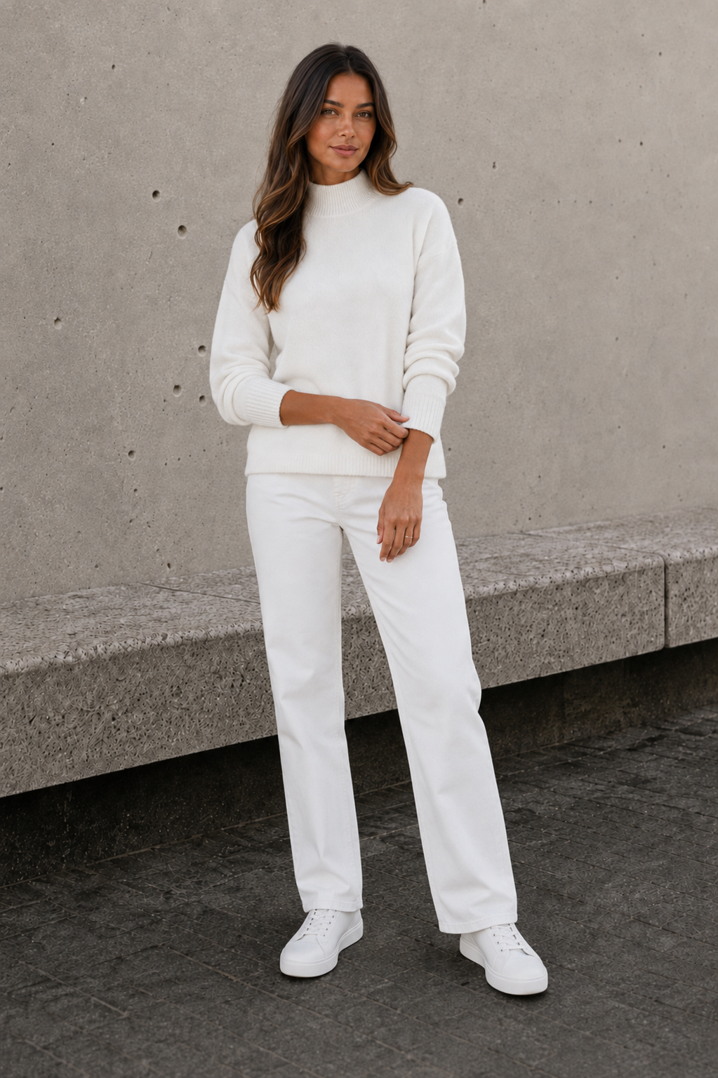 Women's knitted high neck sweater in cotton blend with relaxed fit and ribbed cuffs