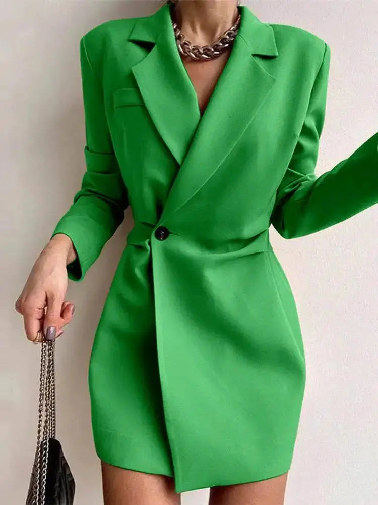 Formell kjol med kavajinspirerad design och struktur