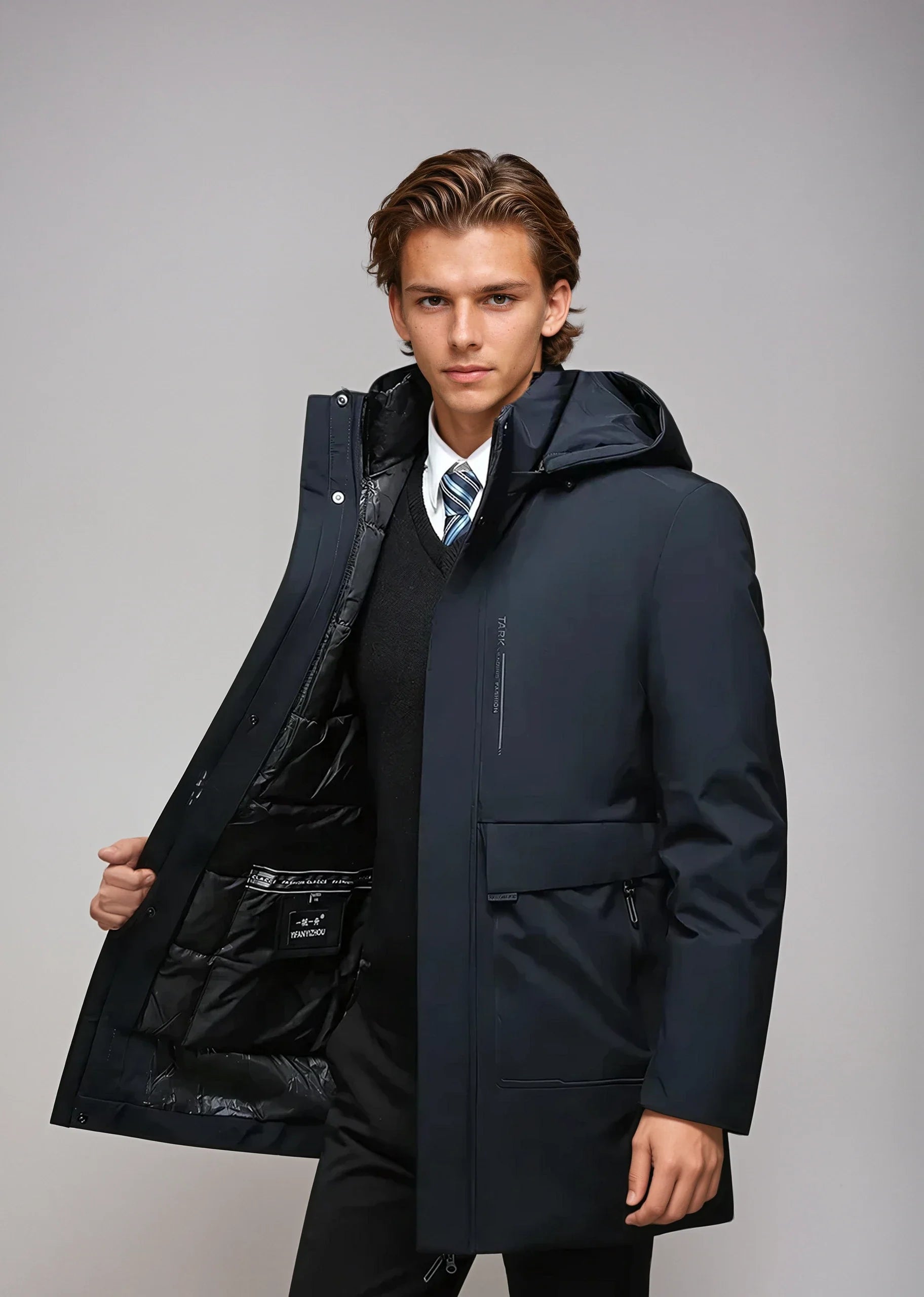 Ullblandad vinterjacka med huva för män